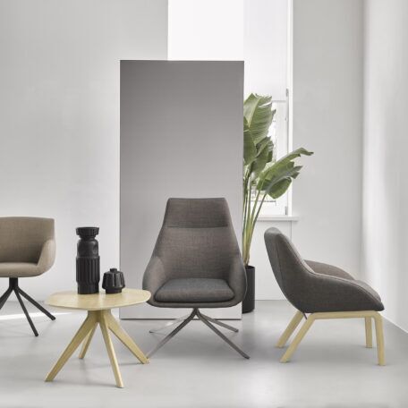 BLUE Lounge Chair and Chaise Longue | Soft Seating | BLU